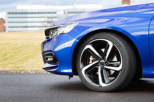 Под брендом Kelly выпущены 2 всесезонные новинки: Edge Touring A/S и Edge Sport