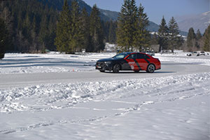 Состоялась презентация зимней новинки - шины Yokohama Advan Winter V907