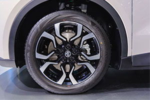 Летние шины Bridgestone Turanza 6 войдут в штатное оборудование автомобилей MG S5 EV